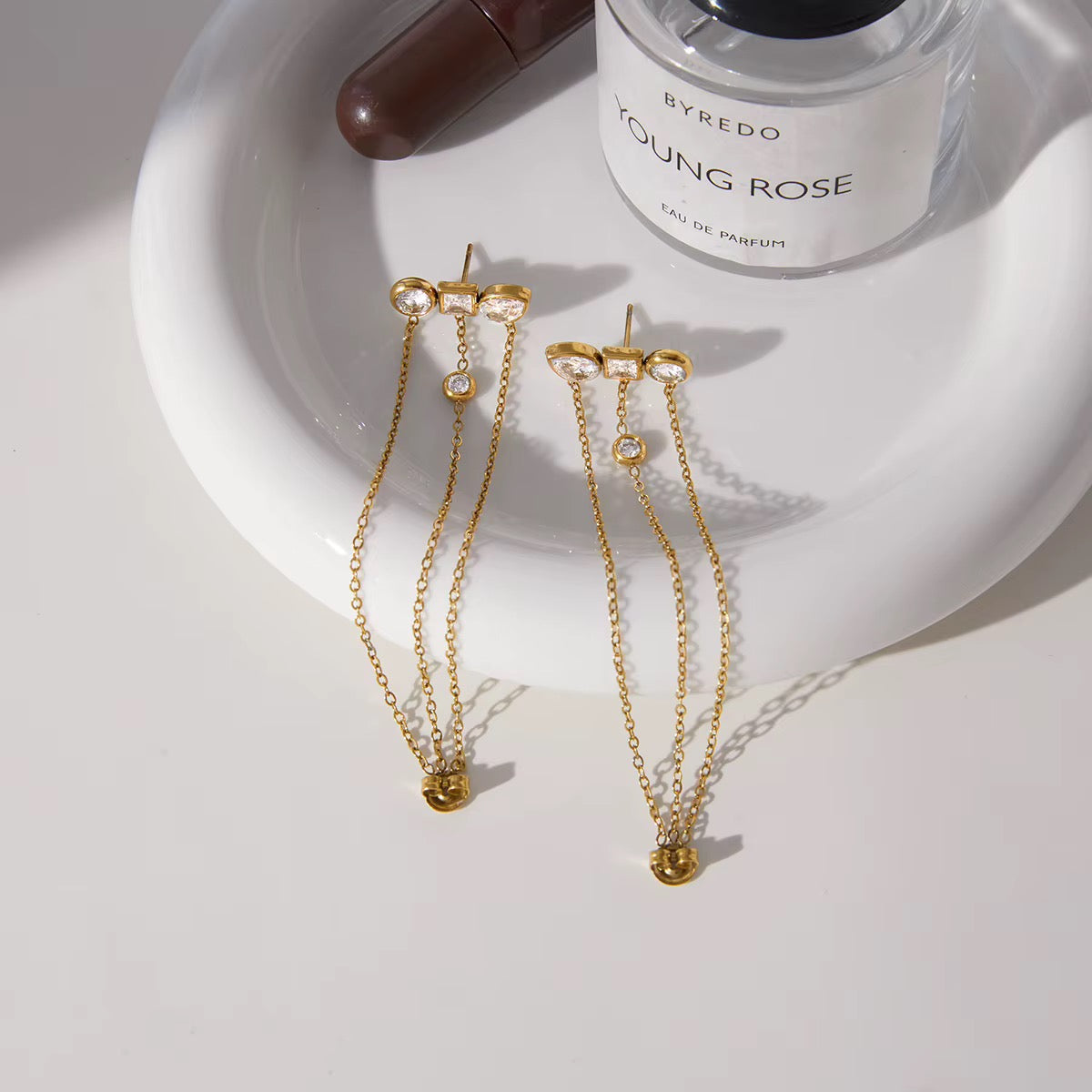 Ivana Earring Studs - Gold
