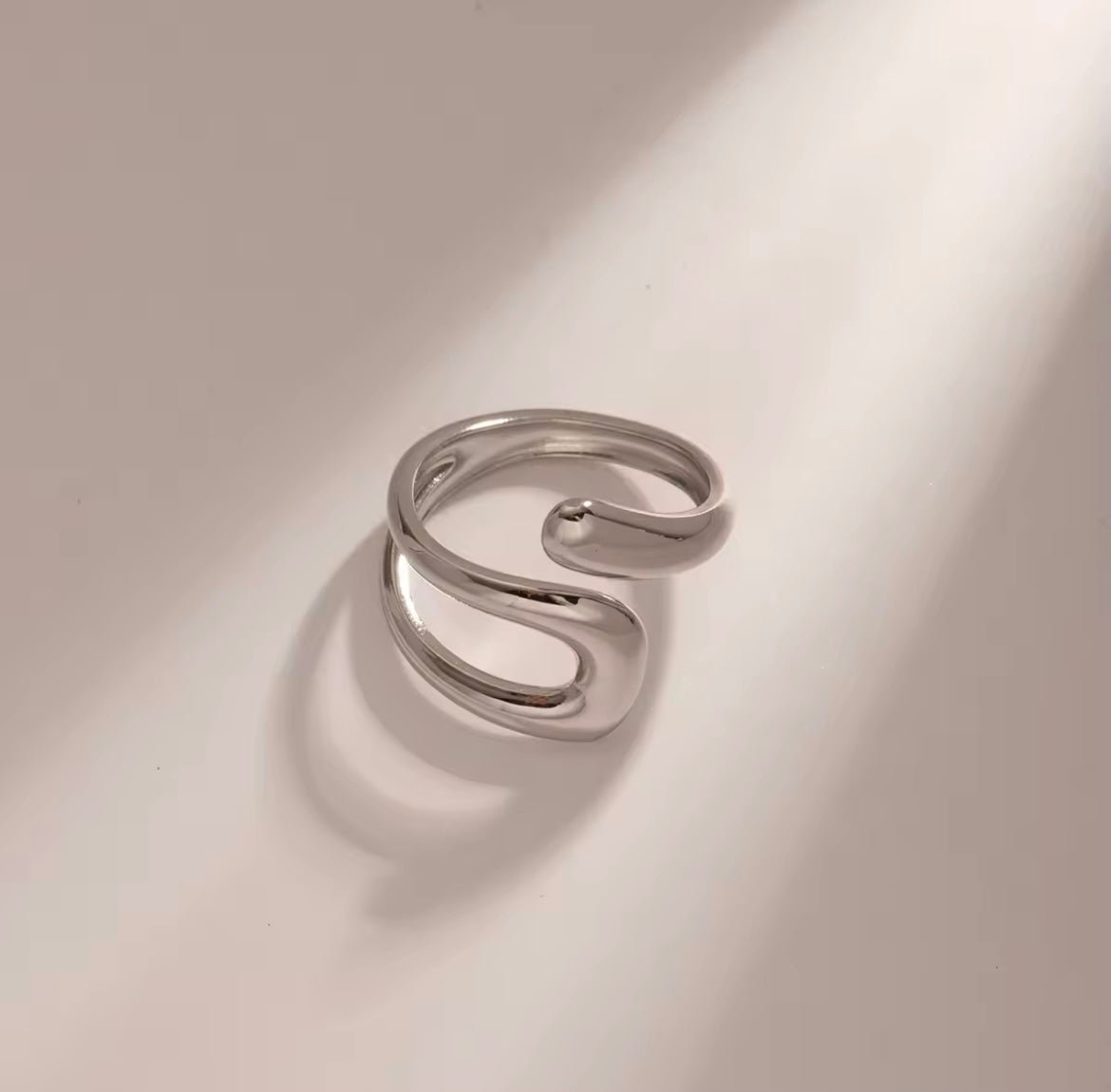 Lyra Ring - SilverANTISOCIAL