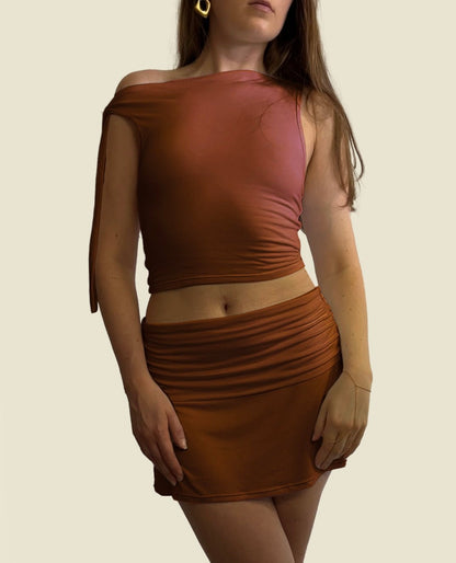 Lucia Top - CamelANTISOCIAL